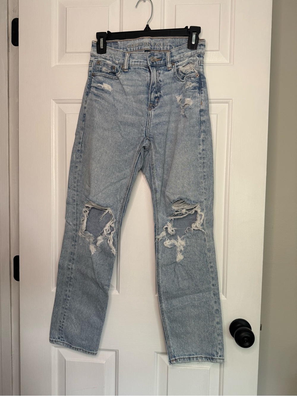 American Eagle Outfitters Mom Jean